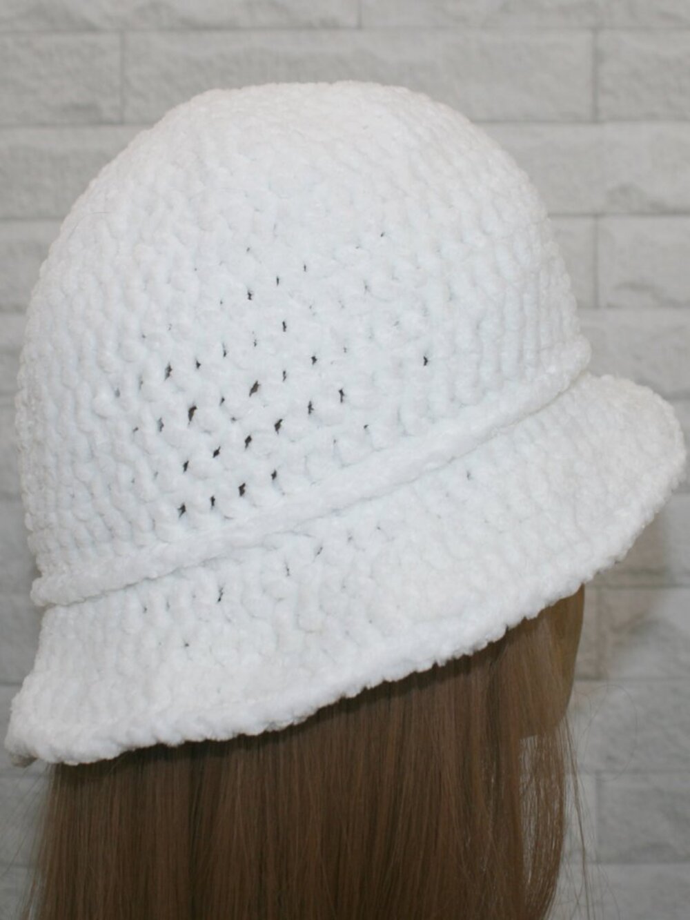 HAND CRAFTED Hat Crochet Bucket Chenille Floppy Wide Brim White Cloud Dancer - Picture 3 of 15